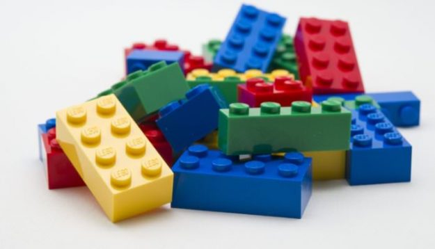 television-personalizable-sala-de-espera La televisión para sala de espera personalizable es el futuro de la clínica dental